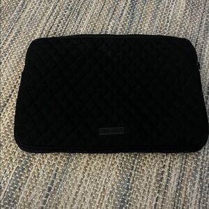 Vera Bradley Black Quilted Sleeve